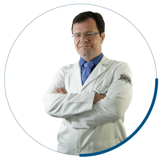 Neurocirurgião Dr. Matheus Donnard